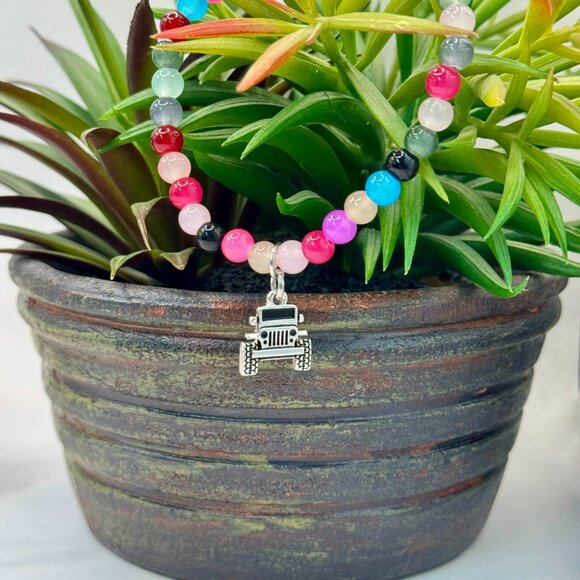 Fun & Colorful Bead Bracelet for the Jeep Girl! - Picture 2 of 6